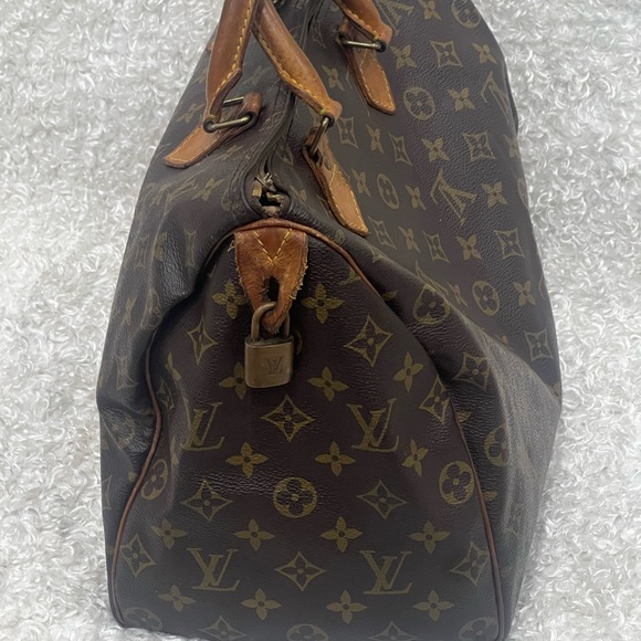 Authentic Louis Vuitton speedy monogram - Picture 4 of 16